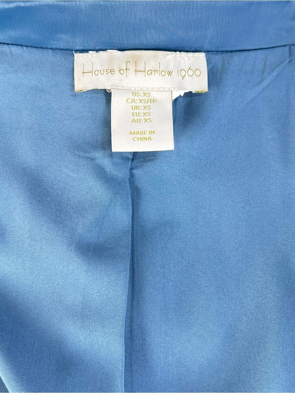 House of Harlo 1960 Satin Boyfriend Blazer in Sky Blue Size XS - Picture 8 of 10